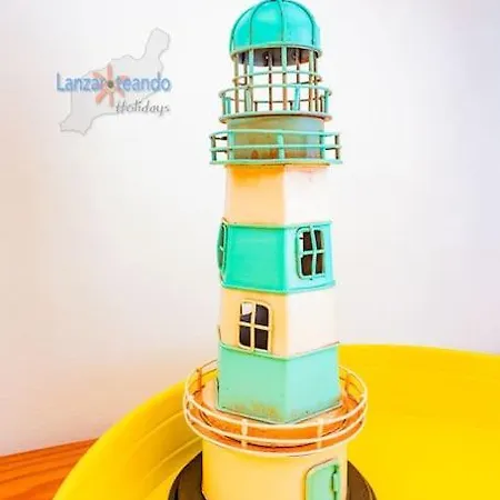 Апартаменты Casita El Faro En Playa Bastian Aircon In The Bedrooms Vv Коста-Тегисе