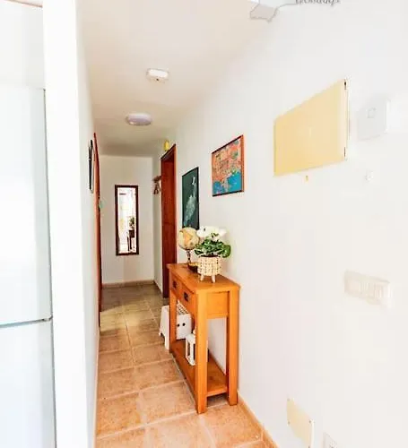 Διαμέρισμα Casita El Faro En Playa Bastian Aircon In The Bedrooms Vv *