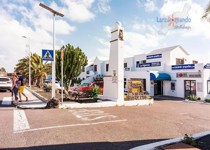 Διαμέρισμα Casita El Faro En Playa Bastian Aircon In The Bedrooms Vv