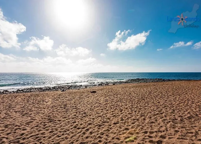 Casita El Faro En Playa Bastian Aircon In The Bedrooms Vv