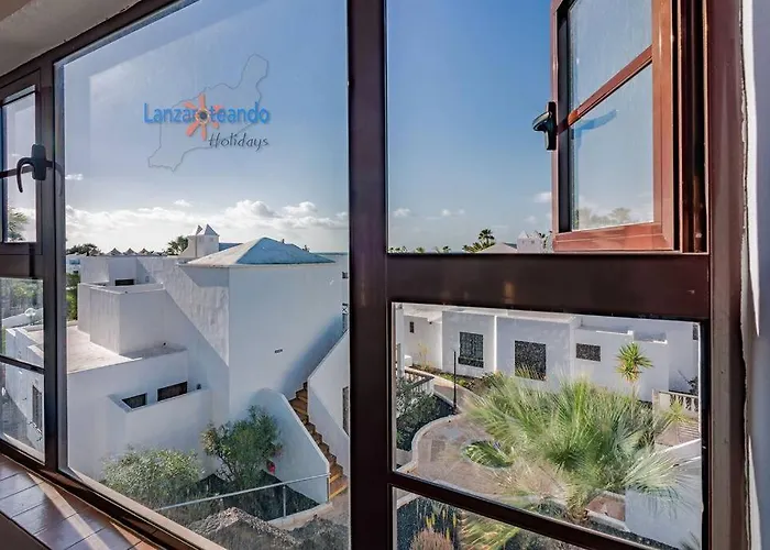 Διαμέρισμα Casita El Faro En Playa Bastian Aircon In The Bedrooms Vv *