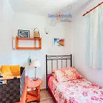 Apartamento Casita El Faro En Playa Bastian Aircon In The Bedrooms Vv