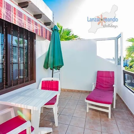 Apartman Casita El Faro En Playa Bastian Aircon In The Bedrooms Vv