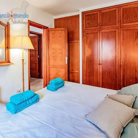 Apartman Casita El Faro En Playa Bastian Aircon In The Bedrooms Vv Costa Teguise